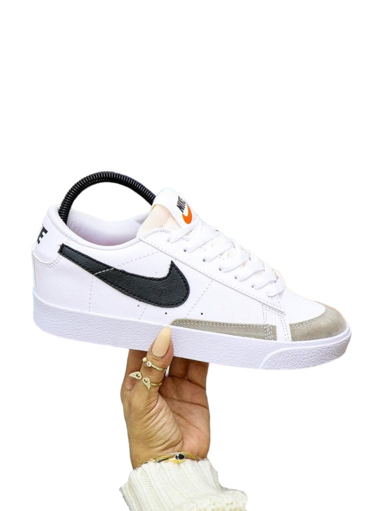 NIKE BLAZER UNISEX